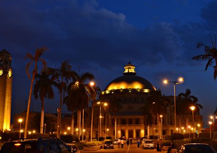 تعليق الدراسة في الجامعات والمدارس المصرية لمدة اسبوعين