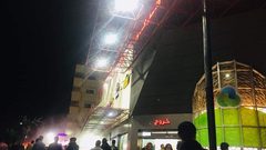 5 اصابات بالاختناق في حريق داخل مول تجاري غرب غزة