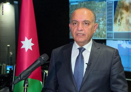 الأردن تعطل جميع المؤسسات والدوائر الرسميّة وانتشار للجيش