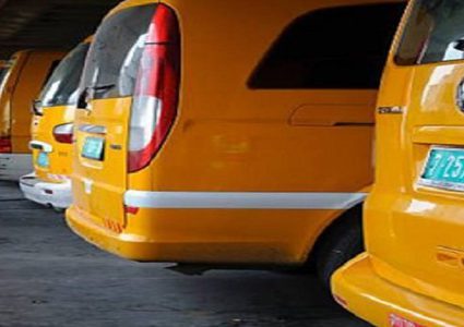 رحال: قرار زيادة مقعد في المركبات سيطبق بعد انتهاء حالة الطوارئ