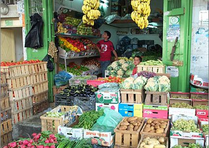 مواطنون غاضبون من استغلالهم ونقابة التجار تطمئنهم !