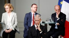 "كورونا" يتربص بقادة ووزراء عدة دول في العالم