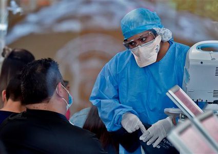 الامارات: ارتفاع عدد الإصابات بفيروس "كورونا" لـ140 حالة