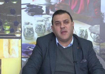 خبير يتحدث عن طرق تدريس مبتكرة لتعليم الاطفال عن بعد