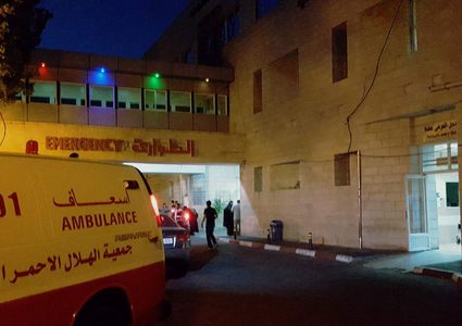 إصابة 8 مواطنين بحادث سير في رام الله