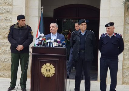 اشتية يعلن إجراءات احترازية مشددة لمنع تفشي "كورونا"