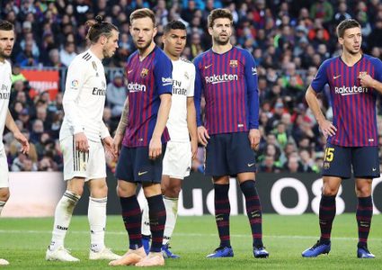 تعليق الكرة الإسبانية لأجل غير مسمى