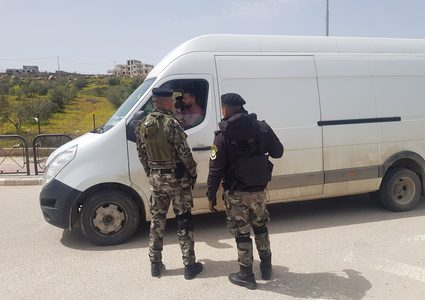 الاجراءات الاحترازية المشددة لمواجهة كورونا تدخل حيز التنفيذ