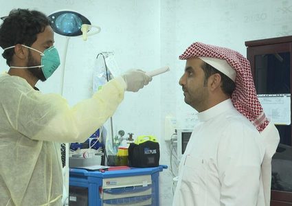 السعودية: أول وفاة بكورونا وتسجيل 205 إصابات جديدة