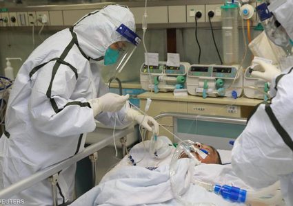 أطباء يحذرون: أعراض كورونا قد تكون بسيطة في البداية