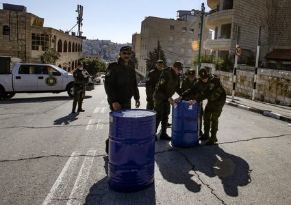 غنام: اجراءات صارمة بحق من يكسر قرار الحجر المنزلي