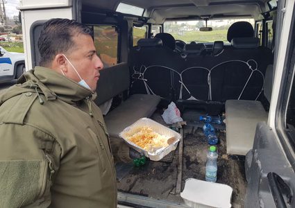 اجراءات مشددة من قبل الشرطة بنابلس لمواجهة فيروس كورونا