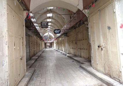 عدسة النجاح الاخباري ترصد شوارع مدينة نابلس في ظل حالة الطوارئ