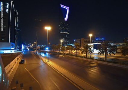 السعودية تشدد حظر التجول بعد تسجل ثاني حالة وفاة كورونا
