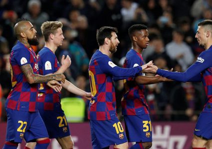 برشلونة يسعى لتعزيز صفوفه بضم لاعبين فرنسيين