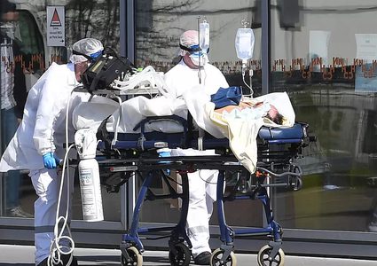 لماذا يحصد كورونا الرجال أكثر من النساء ؟