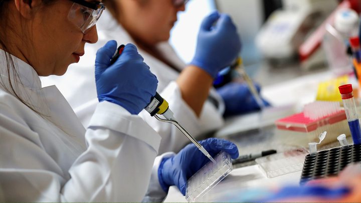 العلماء يؤكدون أن فيروس كورونا "لم يخرج من مختبر"