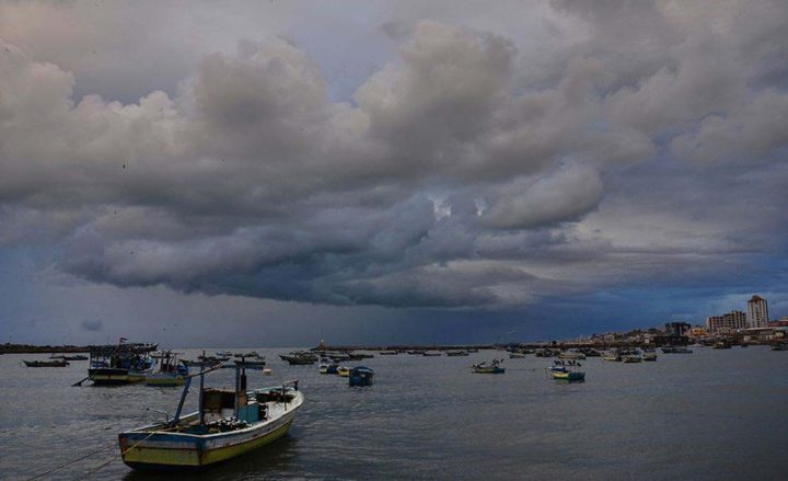 الطقس: انخفاض ملموس على درجات الحرارة وتوقعات بسقوط زخات امطار