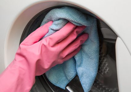طرق تعقيم الملابس للوقاية من الإصابة بفيروس كورونا