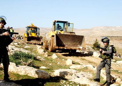 قوات الاحتلال تخطر بإزالة أشجار من المسعودية شمال نابلس