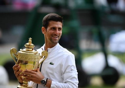 نوفاك ديوكوفيتش يتبرع بمليون يورو لمحاربة كورونا