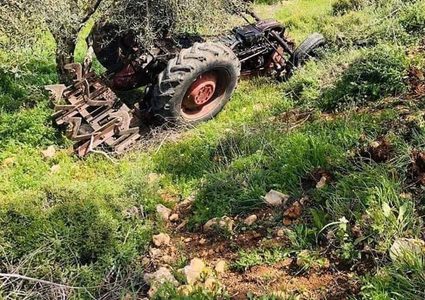 مصرع مواطن بانقلاب جرار زراعي جنوب نابلس