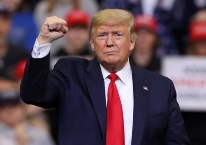 ترامب: شهر أبريل حاسم في مواجهة فيروس "كورونا"