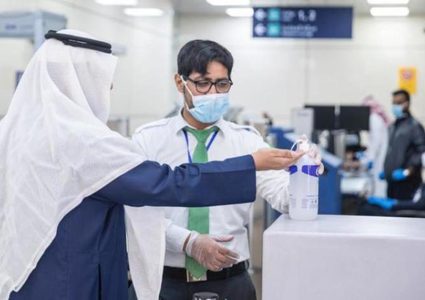 السعودية تعزل 6 أحياء بمكة  بسبب فيروس "كورونا"