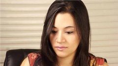 المخرجة بتول عرفة تنتقد المشاهير بسبب استخدامهم التك توك