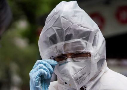 مختص بعلم الفيروسات: توقعات بإنحسار وباء كورونا بحلول الصيف