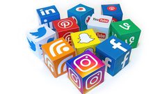 كورونا يفرض على المؤسسات العمل عن بعد من المنازل