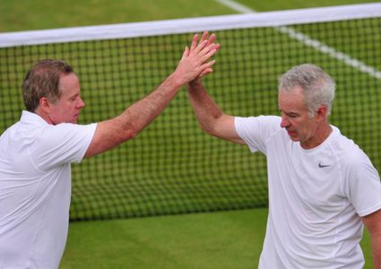 إصابة لاعب التنس ماكنرو بفيروس كورونا