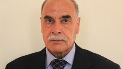 وفاة محافظ الوسطى بغزة عبد الله أبو سمهدانة