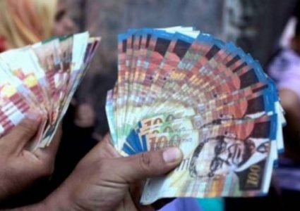 بدء صرف رواتب الموظفين لشهر آذار اعتبارا من يوم غد الخميس