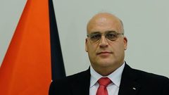 وزير العمل لـ "النجاح": إجراءات صارمة ستتخذ بحق "مهربي" العمال