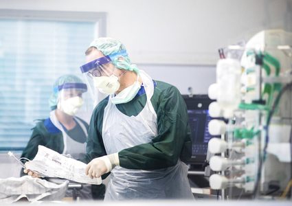 نحو 48 ألف وفاة و938 ألف مصاب بكورونا حول العالم