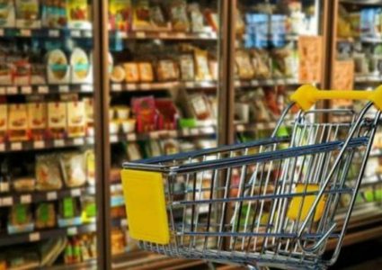 الاقتصاد تسمح باستيراد 1884 طن سلع غذائية