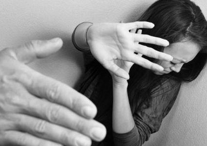 دول عالمية تعاني من ارتفاع وتيرة العنف المنزلي بسبب كورونا