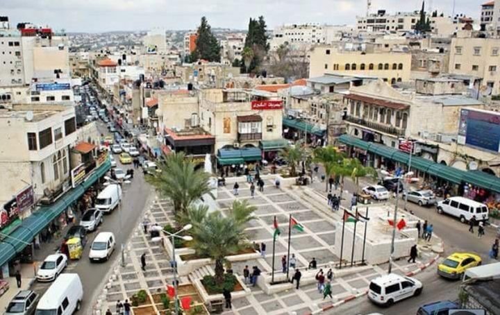 محافظ طولكرم يقرر اغلاق مداخل المدينة