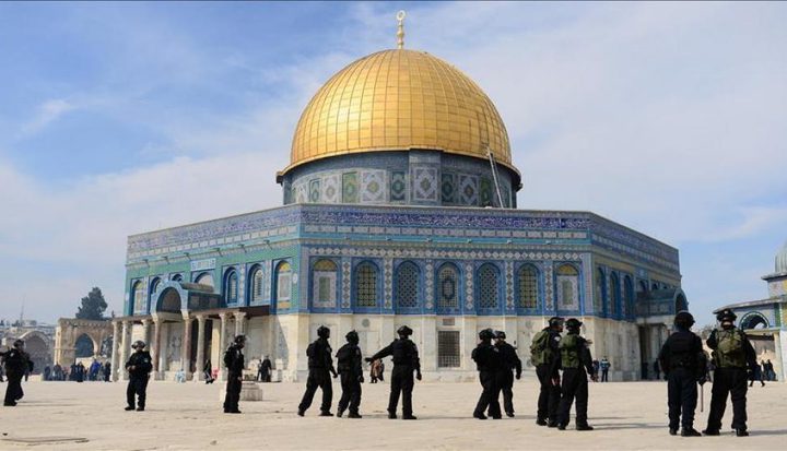 الأوقاف: الاحتلال  دنس الأقصى اكثر من 15 مرة خلال الشهر الماضي