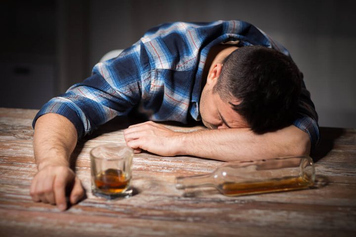 البيرو.. الخوف من وباء كورونا يودي بحياة 16 شخصا