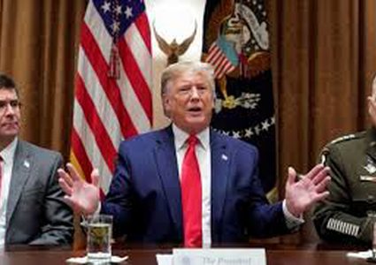 ترامب يحذر من إجراء ضد النفط السعودي