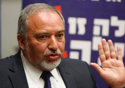 ليبرمان: "الحكومة تخفي عدد إصابات فيروس كورونا الحقيقي"