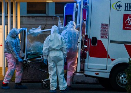 أميركا تسجل أعلى حصيلة وفيات بكورونا في العالم خلال 24 ساعة