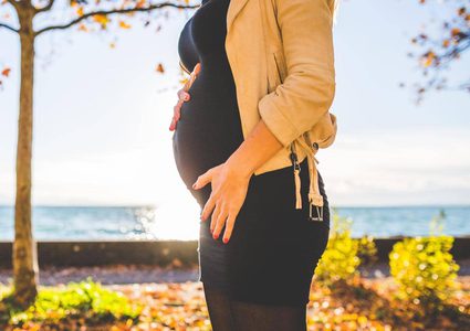 عالم فيروسات: الحوامل اكثر عرضة للخطر من بين المصابين بكورونا