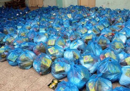 700 طرد غذائي من مؤسسة الرئاسة إلى مخيمات بيت لحم