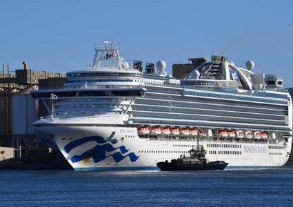 سفينة روبي برنسيس المنكوبة بكورونا ترسو في أستراليا