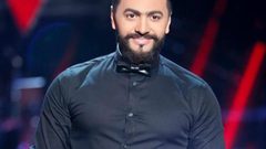 الفنان تامر حسني يتكفل بعلاج الملحن خالد عادل