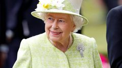 الملكة إليزابيث تحفز البريطانيين على مواجهة الفيروس بقوة