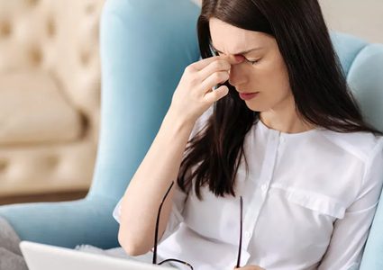 علماء: القلق المزمن يغير دماغ الإنسان